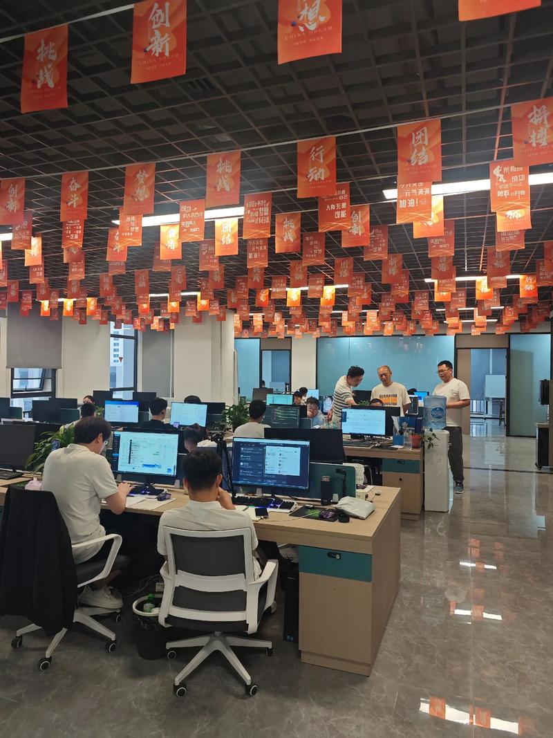 小程序开发：新时代商业的新引擎